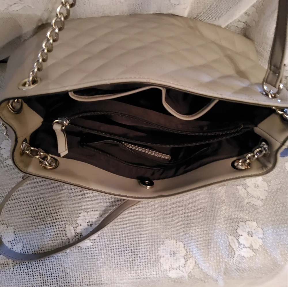 Purse - Picture 8 of 10